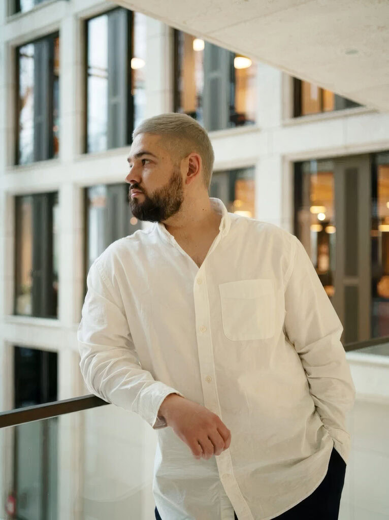 Teilnehmer des „Monetizer“-Trainings tauschen ihre Erfahrungen aus.