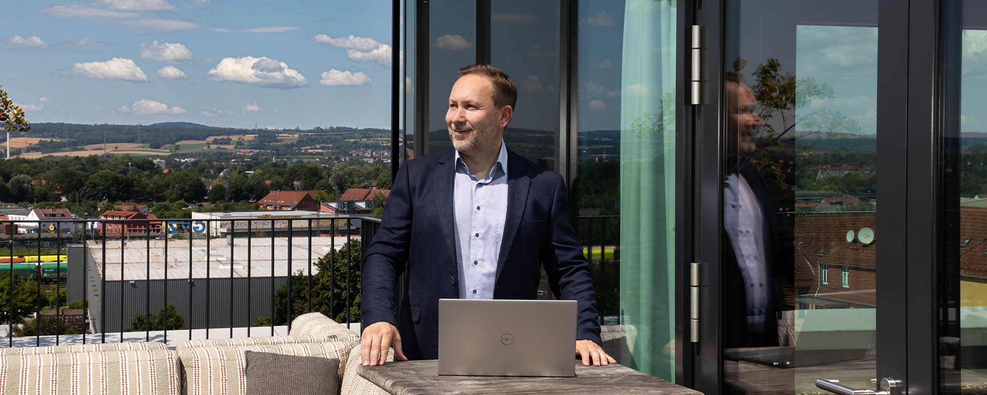 Das Training Monetizer wird von dem Unternehmer und Mentor Alexander Neff geleitet.